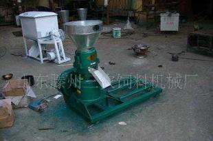 山東滕州三農飼料機械廠 專業(yè)制造飼料制粒機，助力現(xiàn)代化養(yǎng)殖與飼料工業(yè)